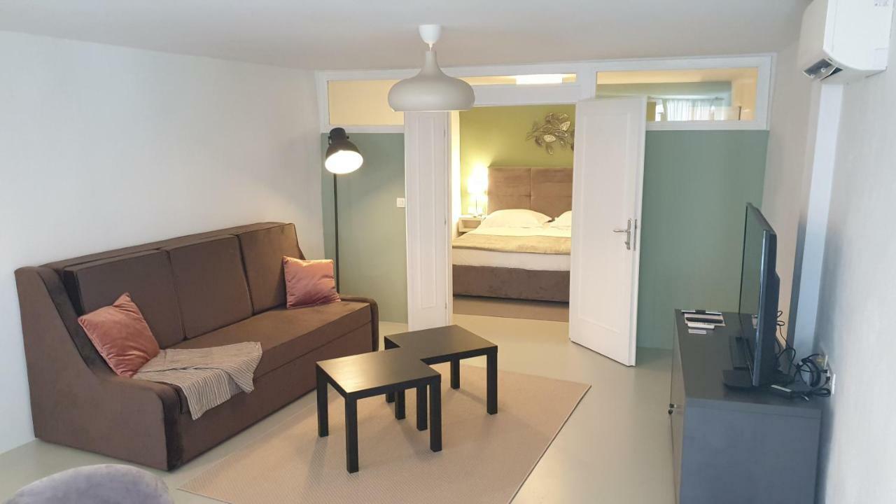 Apartment Adriatico Eterno 2 Ровінь Екстер'єр фото