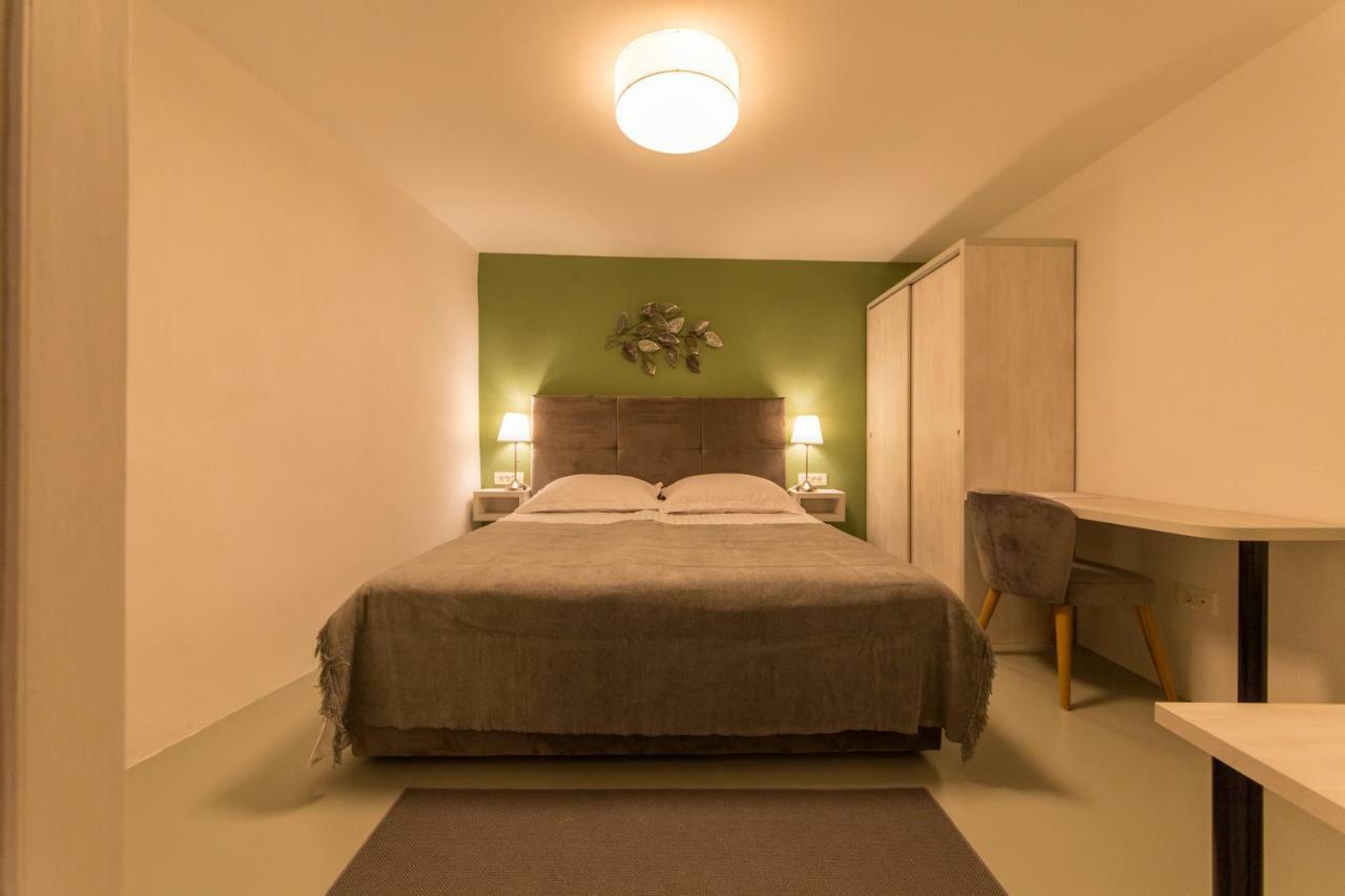 Apartment Adriatico Eterno 2 Ровінь Екстер'єр фото